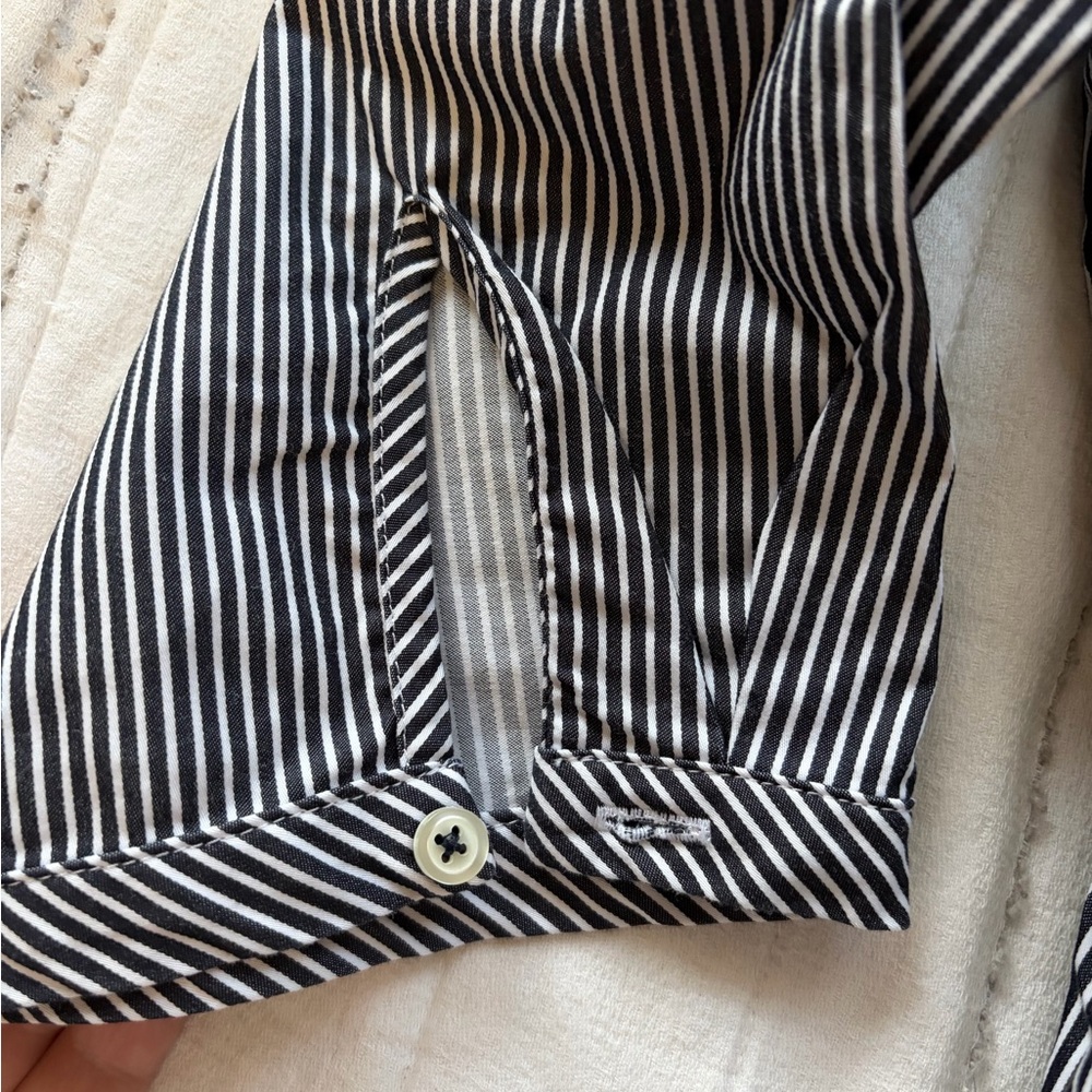 Talbots split neck blouse - Picture 2 of 6